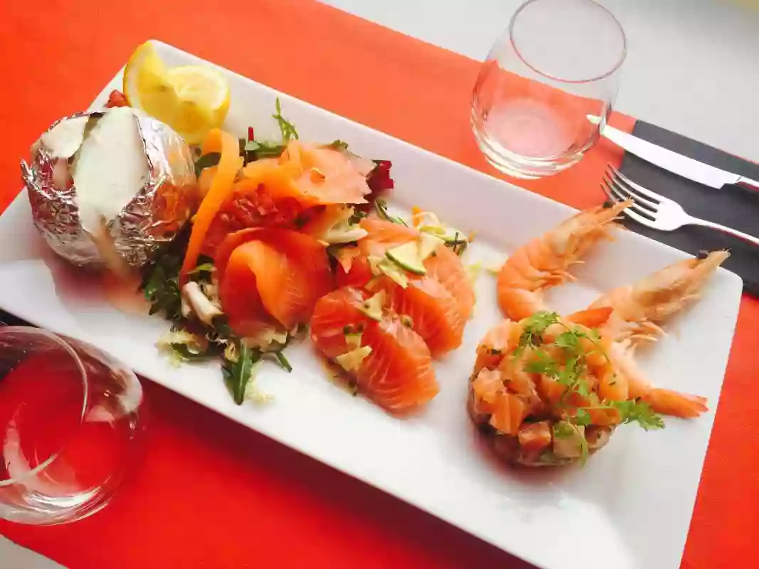 Le Restaurant - La Nouvelle Table - Restaurant Sausset-les-Pins - manger a SAUSSET-LES-PINS